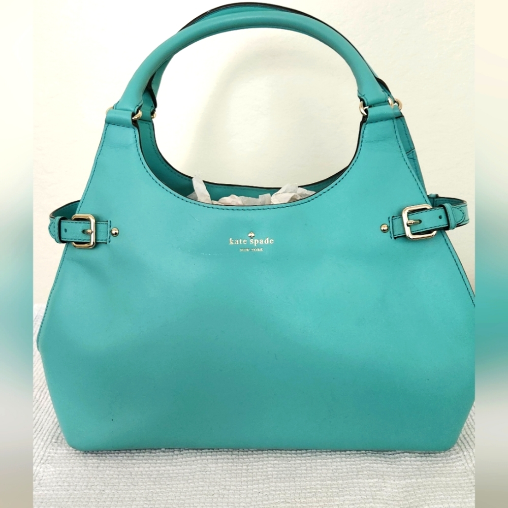 Kate Spade Dumpling Satchel- LIKE NEW WITH BAG COVER